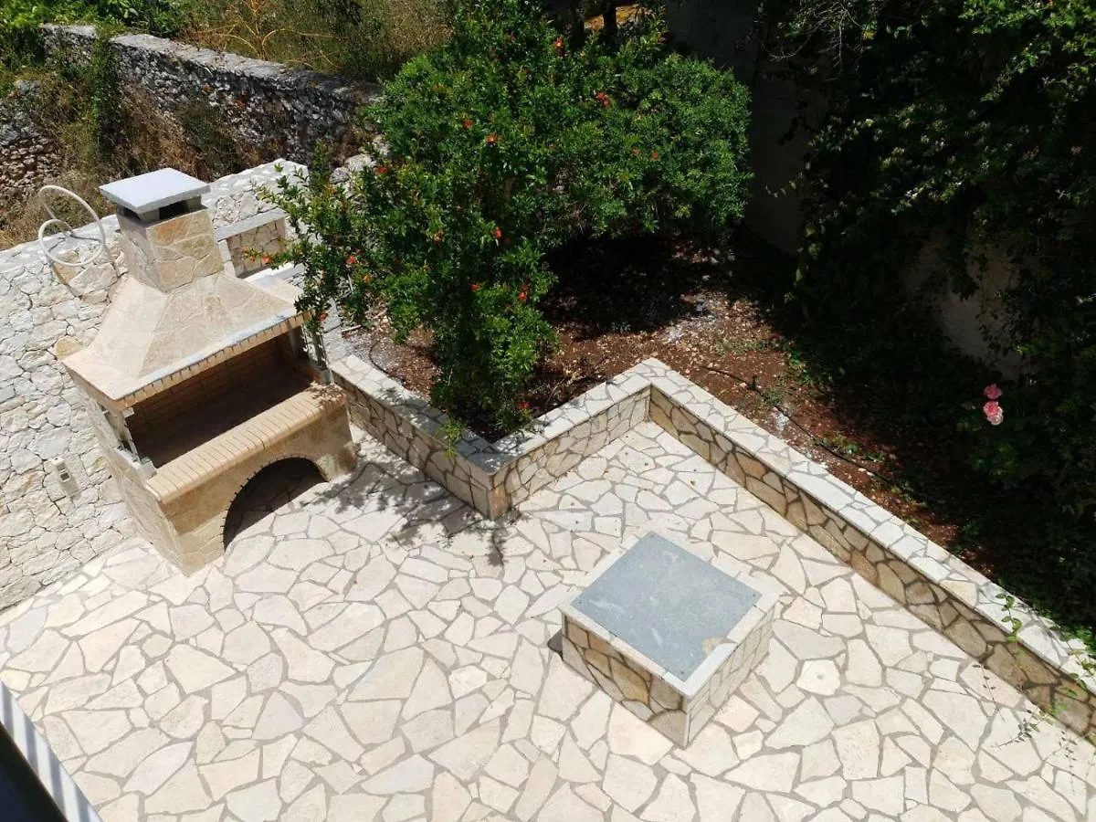 Villa Clio Manganos Holiday home